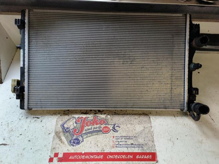 Radiateur van een Seat Ibiza IV SC (6J1) 1.4 TSI 16V Cupra 2012