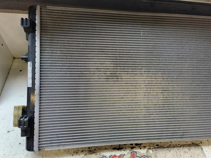 Radiateur van een Seat Ibiza IV SC (6J1) 1.4 TSI 16V Cupra 2012