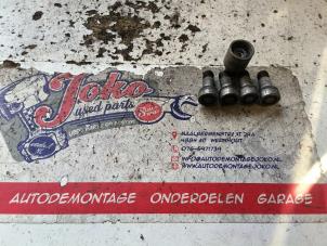 Begagnade Hjullåssats Seat Ibiza IV SC (6J1) 1.4 TSI 16V Cupra Pris på förfrågan erbjuds av Autodemontage Joko B.V.