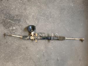 Gebruikte Stuurhuis Bekrachtigd Daihatsu Sirion/Storia (M1) 1.3 16V DVVT Prijs op aanvraag aangeboden door Autodemontage Joko B.V.