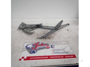 Begagnade Fönstermekanism, 2-dörrars, höger fram Opel Calibra Pris på förfrågan erbjuds av Autodemontage Joko B.V.