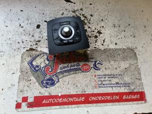 Begagnade Kontrollenhet, multimedia Renault Scénic III (JZ) 1.5 dCi 110 Pris på förfrågan erbjuds av Autodemontage Joko B.V.