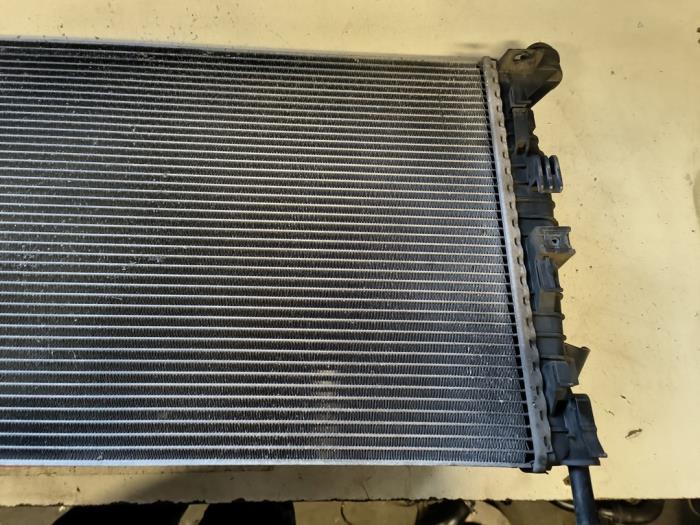 Kylare från en Volvo C30 (EK/MK) 1.6 D 16V 2010