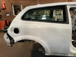 Gebruikte Carrosserie Hoek rechts-achter Volvo C30 (EK/MK) 1.6 D 16V Prijs op aanvraag aangeboden door Autodemontage Joko B.V.