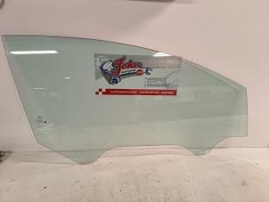 Gebruikte Portierruit 2Deurs rechts Ford Fiesta 6 (JA8) 1.6 16V Sport Prijs op aanvraag aangeboden door Autodemontage Joko B.V.