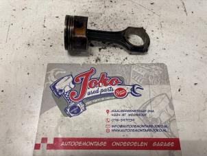 Begagnade Kolv Mercedes C (W204) 1.8 C-200K 16V Pris på förfrågan erbjuds av Autodemontage Joko B.V.