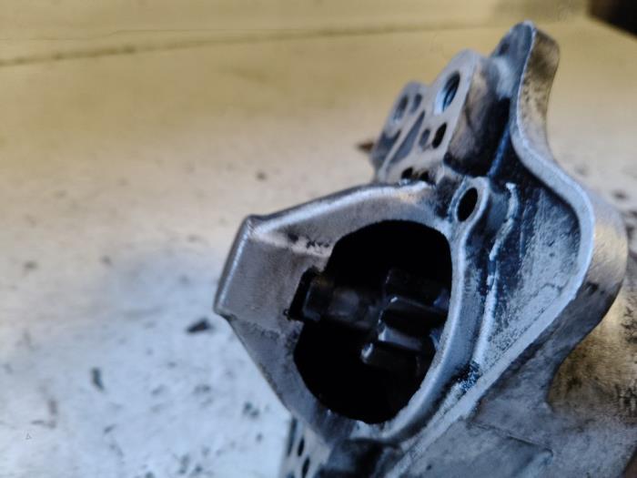 Startmotor från en Renault Modus/Grand Modus (JP) 1.6 16V 2005