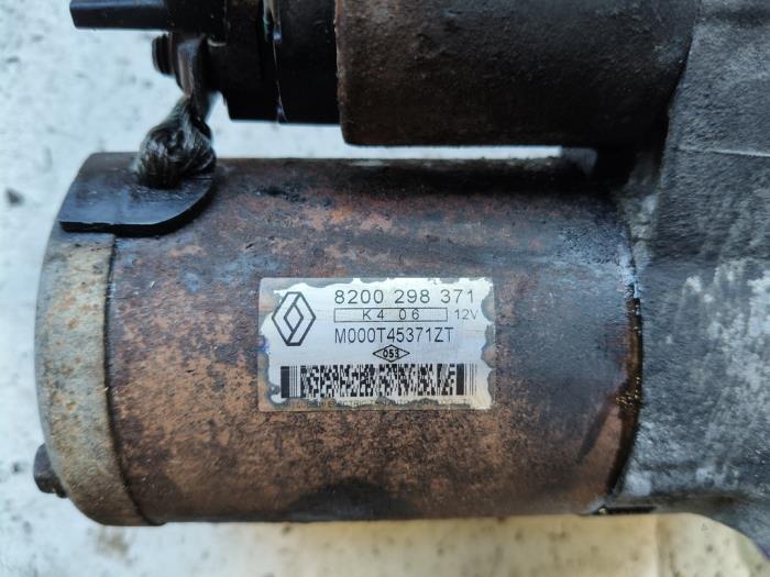 Startmotor från en Renault Modus/Grand Modus (JP) 1.6 16V 2005