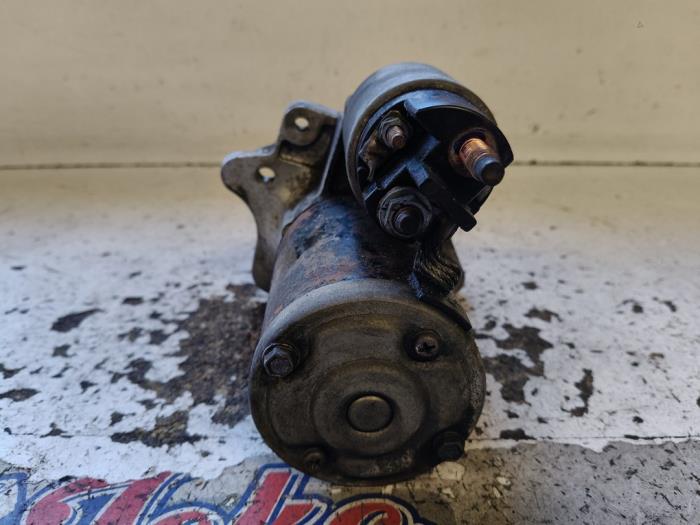 Startmotor från en Renault Modus/Grand Modus (JP) 1.6 16V 2005