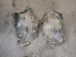 Begagnade Isolering, hjulhus Renault Modus/Grand Modus (JP) 1.6 16V Pris på förfrågan erbjuds av Autodemontage Joko B.V.