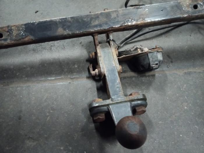 Hak holowniczy z Renault Kangoo Express (FC) 1.9 D 65 2006