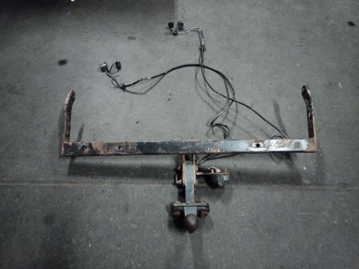 Hak holowniczy z Renault Kangoo Express (FC) 1.9 D 65 2006