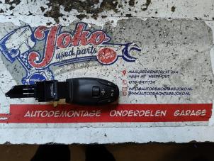 Begagnade Rattmonterad radiostyrning Peugeot 206 (2A/C/H/J/S) 1.1 XN,XR Pris på förfrågan erbjuds av Autodemontage Joko B.V.