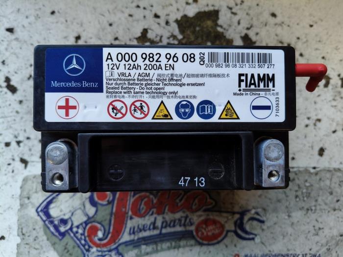 Batteri från en Mercedes-Benz CLA (117.3) 1.6 CLA-200 16V 2014
