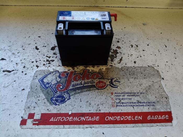 Batteri från en Mercedes-Benz CLA (117.3) 1.6 CLA-200 16V 2014