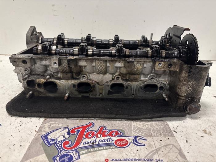Topplock från en Opel Zafira (M75) 2.2 16V Direct Ecotec 2008