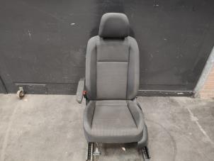 Begagnade Säte, vänster Volkswagen Caddy Cargo V (SBA/SBH) 2.0 TDI BlueMotionTechnology Pris på förfrågan erbjuds av Autodemontage Joko B.V.