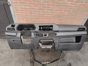 Begagnade Instrumentbräda Volkswagen Caddy Cargo V (SBA/SBH) 2.0 TDI BlueMotionTechnology Pris på förfrågan erbjuds av Autodemontage Joko B.V.