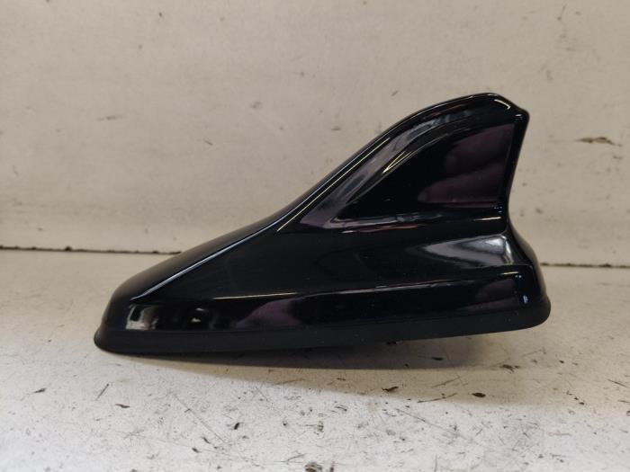 Antenn från en Volkswagen Caddy Cargo V (SBA/SBH) 2.0 TDI BlueMotionTechnology 2021