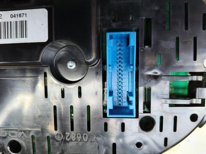 Instrumentpanel från en Audi A3 Sportback (8PA) 1.4 TFSI 16V 2009