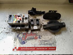 Gebruikte Module Bodycontrol Fiat Doblo (223A/119) 1.4 Prijs op aanvraag aangeboden door Autodemontage Joko B.V.