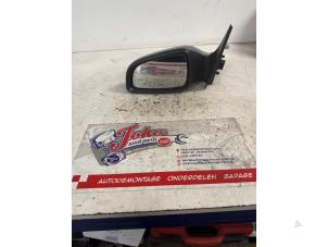 Używane Lusterko zewnetrzne lewe Opel Astra H (L48) 1.7 CDTi 16V Cena na żądanie oferowane przez Autodemontage Joko B.V.