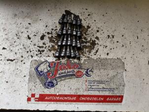 Begagnade Hjulbultsats Opel Combo Cargo 1.5 CDTI 100 Pris på förfrågan erbjuds av Autodemontage Joko B.V.