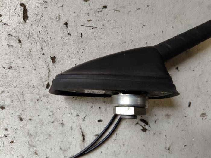 Antenn från en Opel Combo Cargo 1.5 CDTI 100 2022