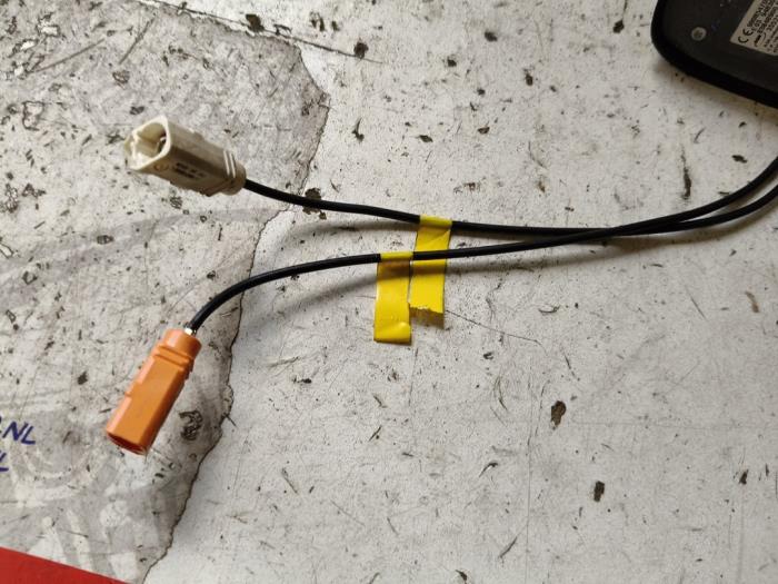 Antenn från en Opel Combo Cargo 1.5 CDTI 100 2022