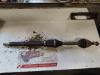 Drivaxel, höger fram från en Ford Focus 3, 2011 / 2020 1.6 EcoBoost 16V 150, Sedan, 4 dörrar, Bensin, 1.596cc, 110kW (150pk), FWD, JQDA; JQDB; YUDA, 2010-07 / 2014-06 2013