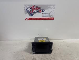 Begagnade Radio Volkswagen Golf V (1K1) 1.9 TDI Pris på förfrågan erbjuds av Autodemontage Joko B.V.