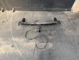 Begagnade Dragkrok Audi A4 Avant (B5) 1.6 Pris på förfrågan erbjuds av Autodemontage Joko B.V.