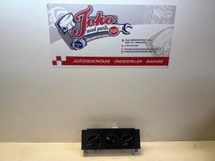 Gebruikte Chaufage Bedieningspaneel Renault Kangoo (KC) 1.9 D 55 Prijs op aanvraag aangeboden door Autodemontage Joko B.V.