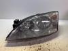 Strålkastare, vänster från en Ford Mondeo III 2.0 TDCi/TDDi 115 16V 2002