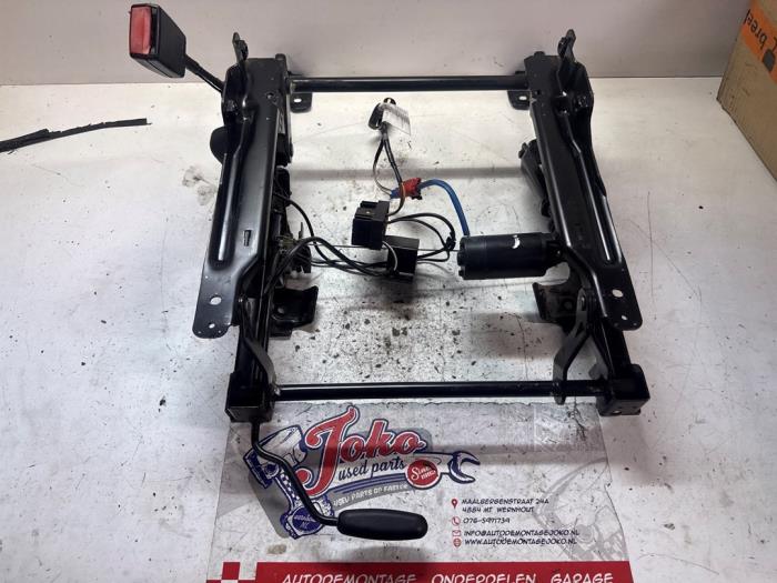 Sätesmotor från en Ford Mondeo III 2.0 TDCi/TDDi 115 16V 2002