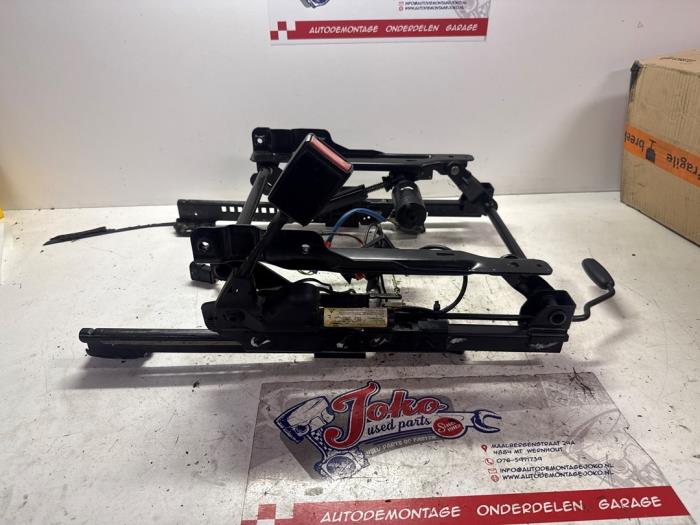 Sätesmotor från en Ford Mondeo III 2.0 TDCi/TDDi 115 16V 2002