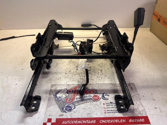 Sätesmotor från en Ford Mondeo III 2.0 TDCi/TDDi 115 16V 2002