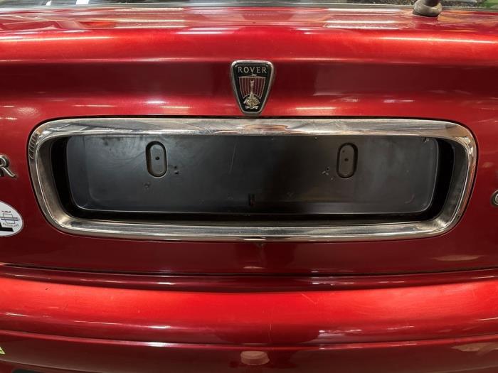Baklucka från en Rover 400 (RT) 416Si 16V 1996