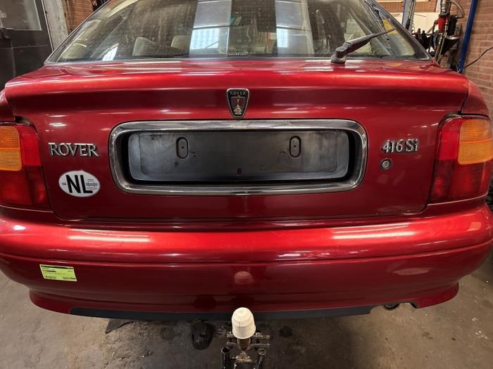 Baklucka från en Rover 400 (RT) 416Si 16V 1996