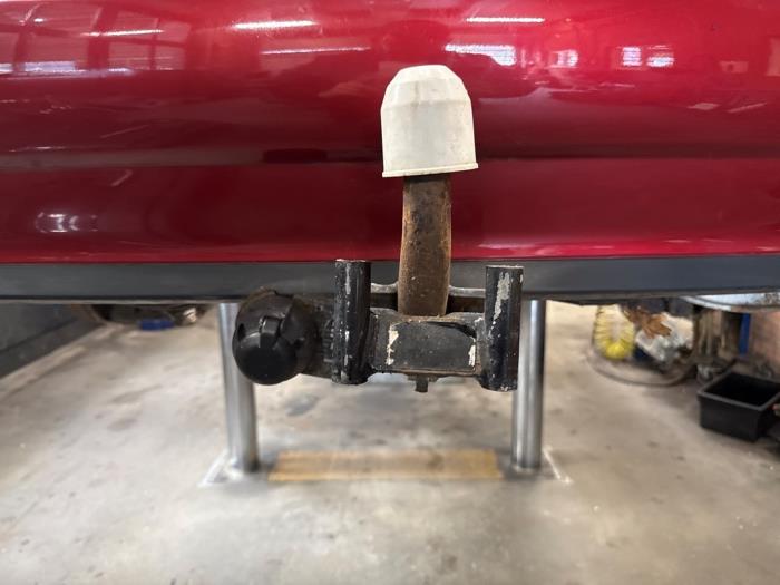 Dragkrok från en Rover 400 (RT) 416Si 16V 1996