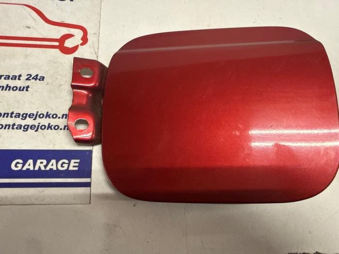 Tanklucka från en Rover 400 (RT) 416Si 16V 1996