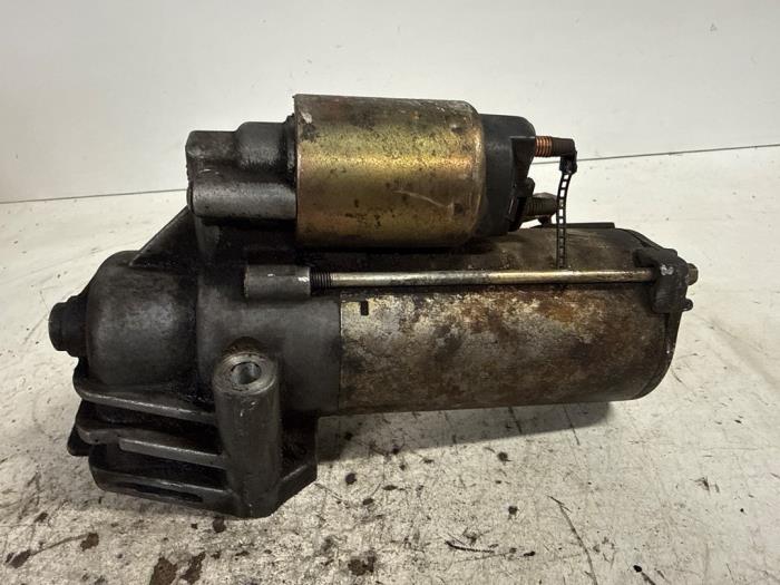 Startmotor från en Ford Mondeo III 2.0 TDCi/TDDi 115 16V 2002