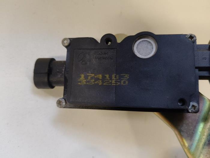 Silencieux Avant CITROËN C3 I & C3 Pluriel 1.6 16V - Réf. VEN-CT15249 - Neuf