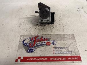 Gebruikte ABS Pomp Peugeot 206 CC (2D) 1.6 16V Prijs op aanvraag aangeboden door Autodemontage Joko B.V.