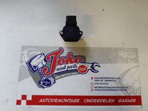 Begagnade Kamaxeljusterare Mercedes CLA (117.3) 1.6 CLA-200 16V Pris på förfrågan erbjuds av Autodemontage Joko B.V.