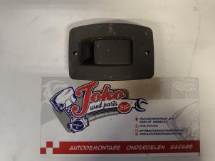 Begagnade Bakdörrhandtag, minibuss/van Citroen Jumper (U9) 2.2 HDi 120 Pris på förfrågan erbjuds av Autodemontage Joko B.V.