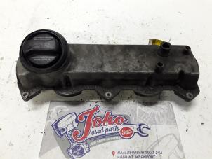 Begagnade Vipparmskåpa Volkswagen Golf IV (1J1) 1.9 TDI Pris på förfrågan erbjuds av Autodemontage Joko B.V.