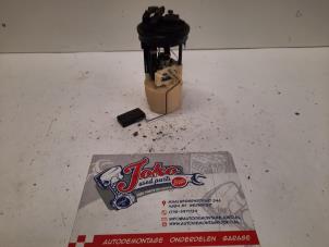 Begagnade Elektrisk bränslepump Peugeot 806 2.0 Turbo SR,ST,SV,Pullman Pris på förfrågan erbjuds av Autodemontage Joko B.V.