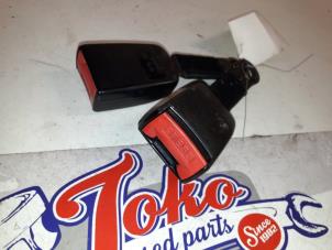 Begagnade Främre bältesspänne, vänster Citroen Xsara Picasso (CH) 2.0 HDi 90 Pris på förfrågan erbjuds av Autodemontage Joko B.V.