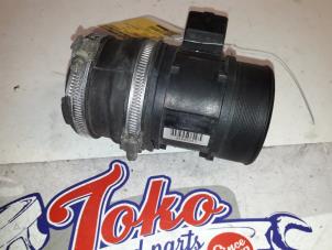 Begagnade Luftmassemätare Citroen Xsara Picasso (CH) 2.0 HDi 90 Pris på förfrågan erbjuds av Autodemontage Joko B.V.